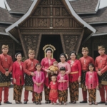 Sistem Matrilineal Minangkabau: Saat Garis Keturunan Ibu Menjadi yang Utama