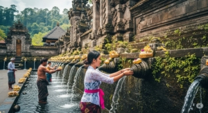 Pura Tirta Empul: Merasakan Ritual Melukat di Sumber Air Suci Tampaksiring