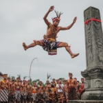 Fahombo: Tradisi Lompat Batu sebagai Gerbang Kedewasaan