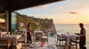 10 Restoran dengan Pemandangan Terbaik di Bali: Surga Kuliner dan Visual