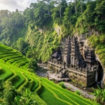 Mengagumi Candi Gunung Kawi: Keajaiban Pahatan di Dinding Batu Bali