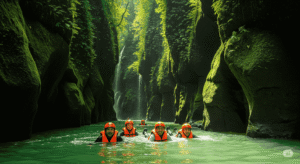 Green Canyon Pangandaran: Body Rafting di Ngarai Hijau yang Eksotis