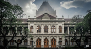 Lawang Sewu: Kisah Seribu Pintu, Sejarah, dan Misteri yang Tak Lekang oleh Waktu